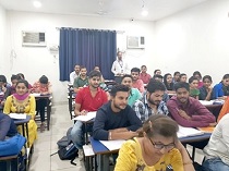 Smart classroom for English speaking course in Jalandhar 